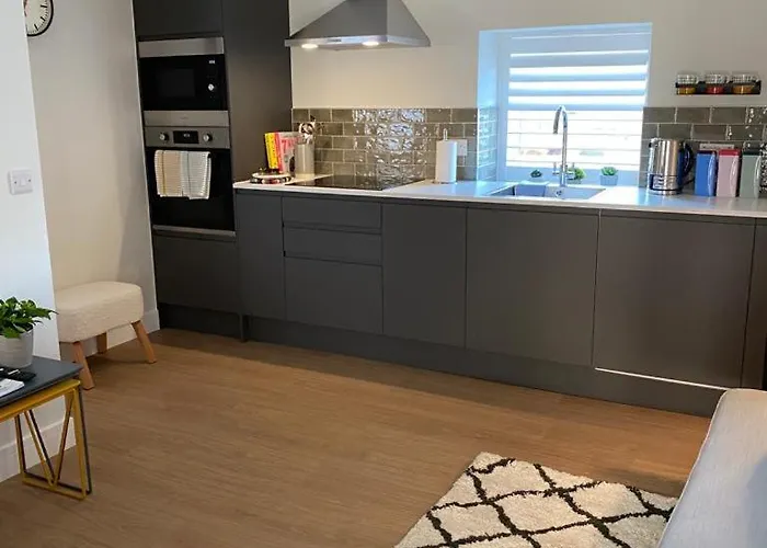 By Birch بيت للعطل *